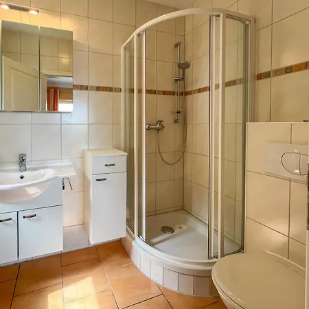 Idyllische Seemannsruh Mit Müritzblick, Glasfaser Internet Und Viel Ruhe Röbel