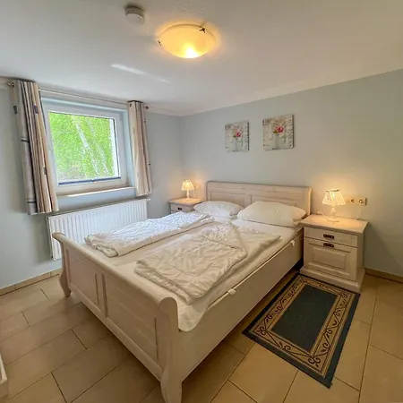 Idyllische Seemannsruh Mit Müritzblick, Glasfaser Internet Und Viel Ruhe * Röbel