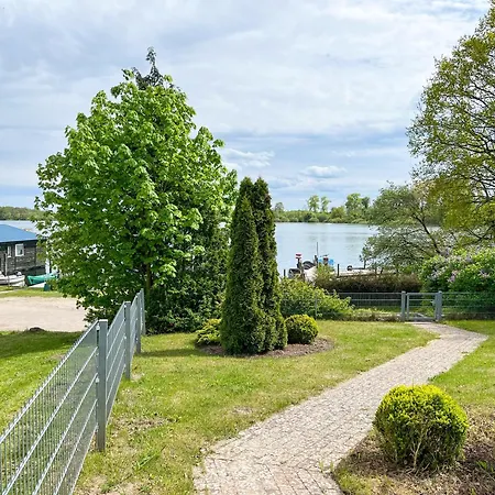Idyllische Seemannsruh Mit Müritzblick, Glasfaser Internet Und Viel Ruhe * Röbel